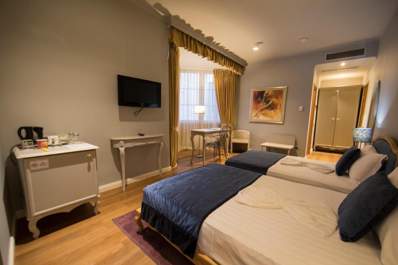 Classic Hotel Tirana Kültér fotó