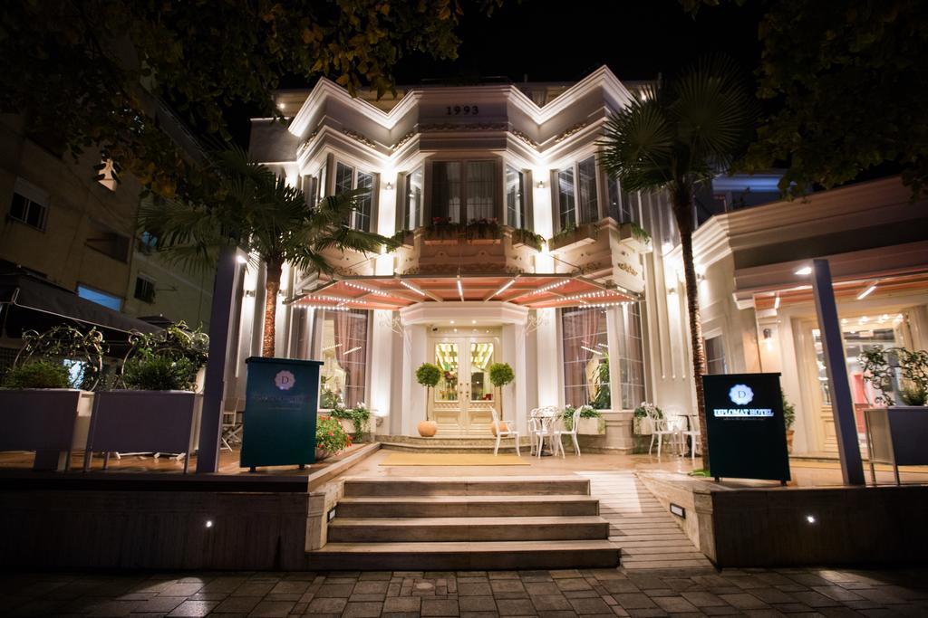 Classic Hotel Tirana Kültér fotó