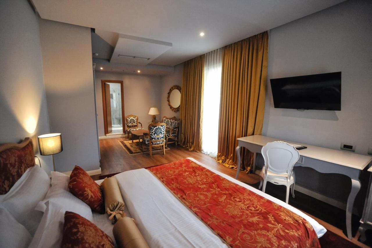 Classic Hotel Tirana Kültér fotó