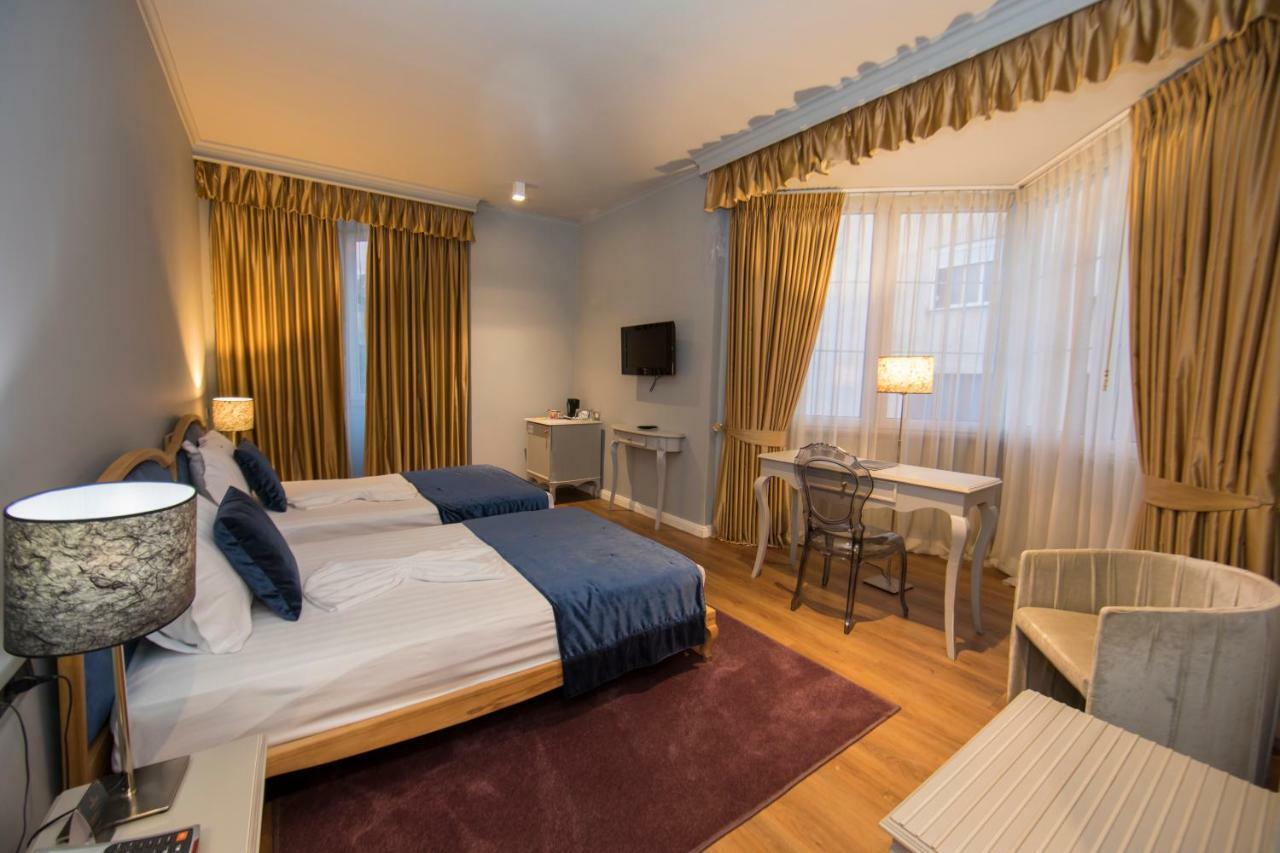 Classic Hotel Tirana Kültér fotó